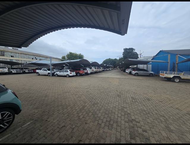 6,687M² WAREHOUSE FOR SALE IN BOKSBURG EAST